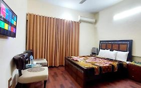 Mulberry Guest House F-10