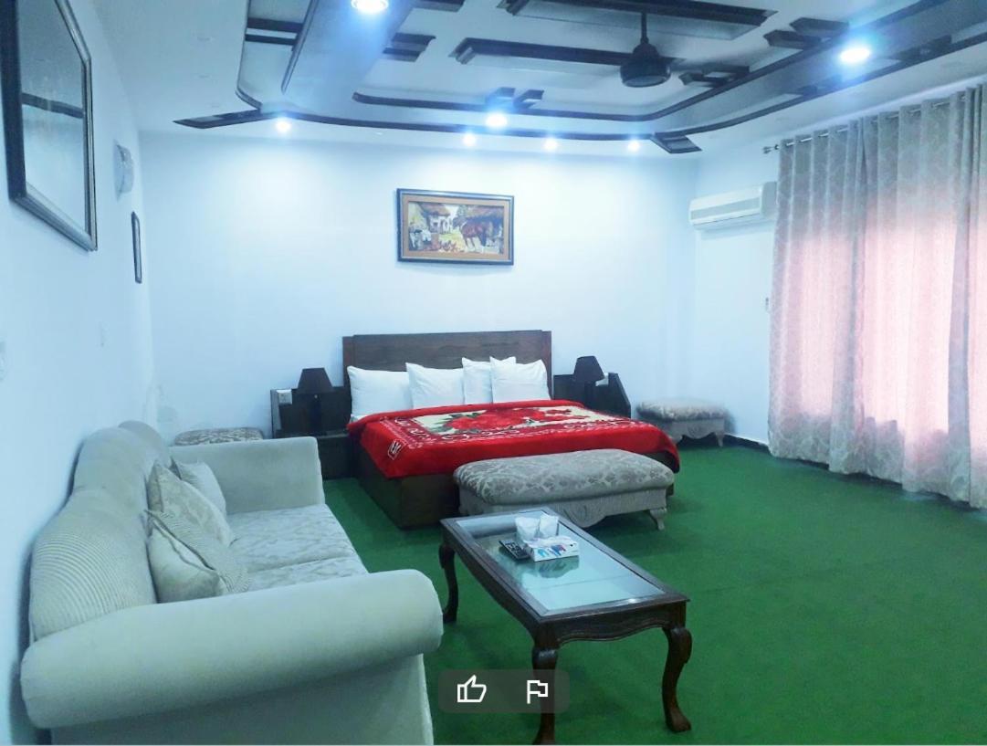 Mulberry Guest House F-10 Islamabad Exterior photo