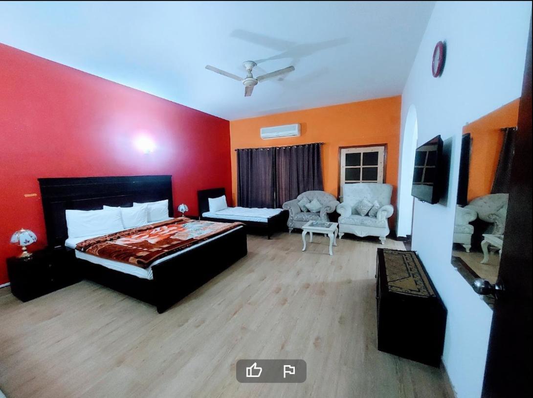 Mulberry Guest House F-10 Islamabad Exterior photo